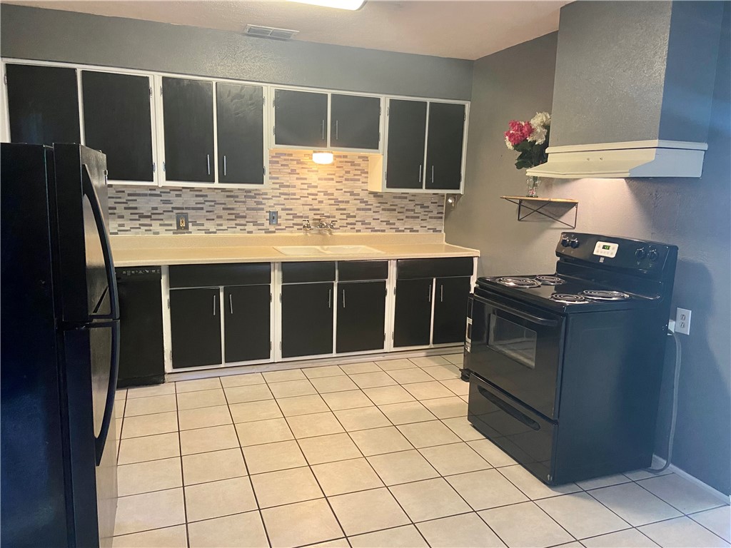 4010 Robinhood Drive Corpus Christi TX 78411