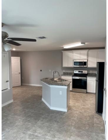 1634 14th Street Corpus Christi TX 78404