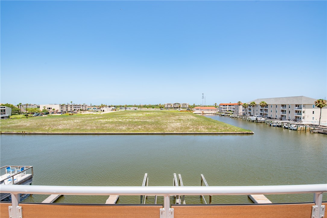 14410 E Cabana St C Corpus Christi TX 78418