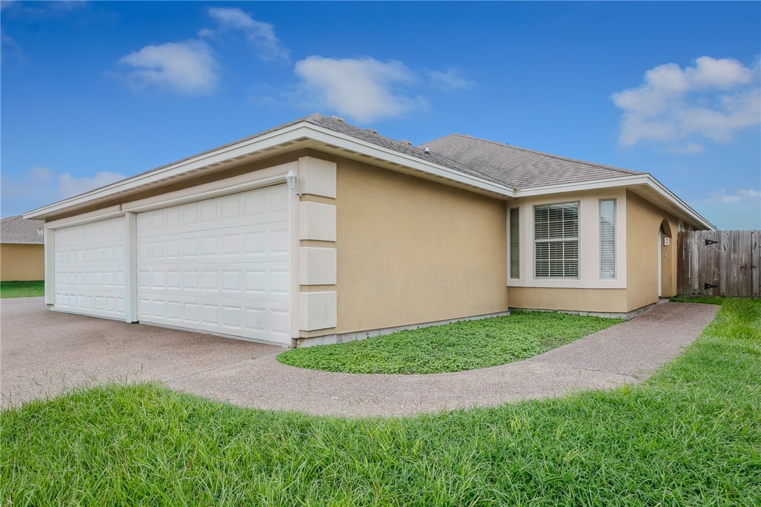 6630 Rhine Dr B Corpus Christi TX 78412
