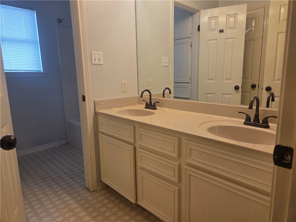 5218 Lethaby Drive Corpus Christi TX 78413