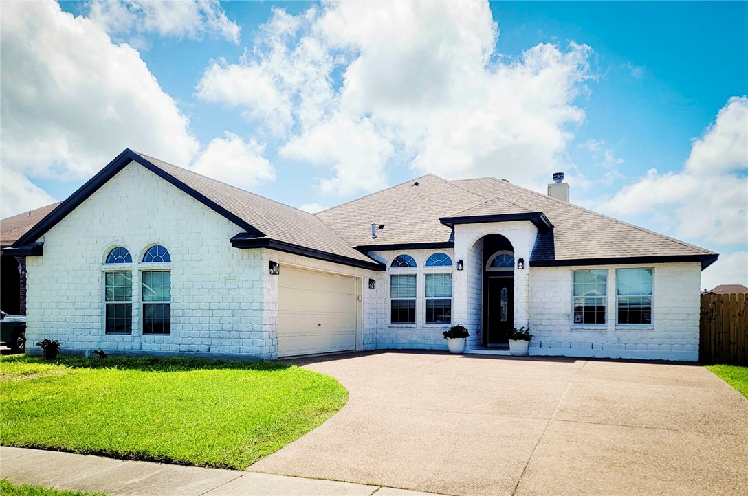 8305 Serenity Court Corpus Christi TX 78414