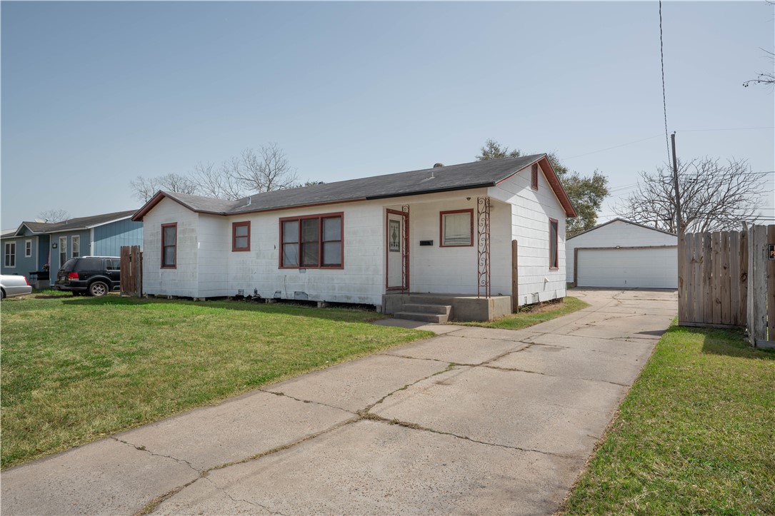 909 Rosedale Drive Corpus Christi TX 78411