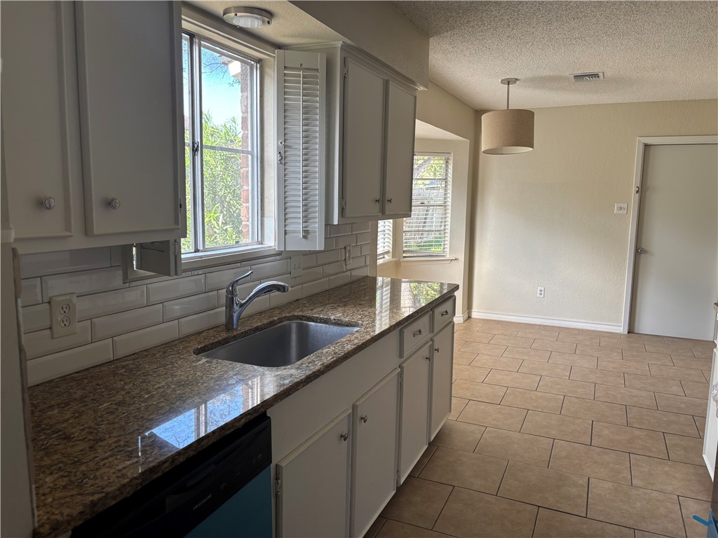 5058 Eider Drive Corpus Christi TX 78413