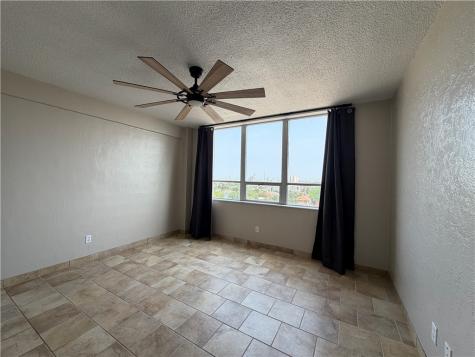 715 S Upper Broadway Street Corpus Christi TX 78401