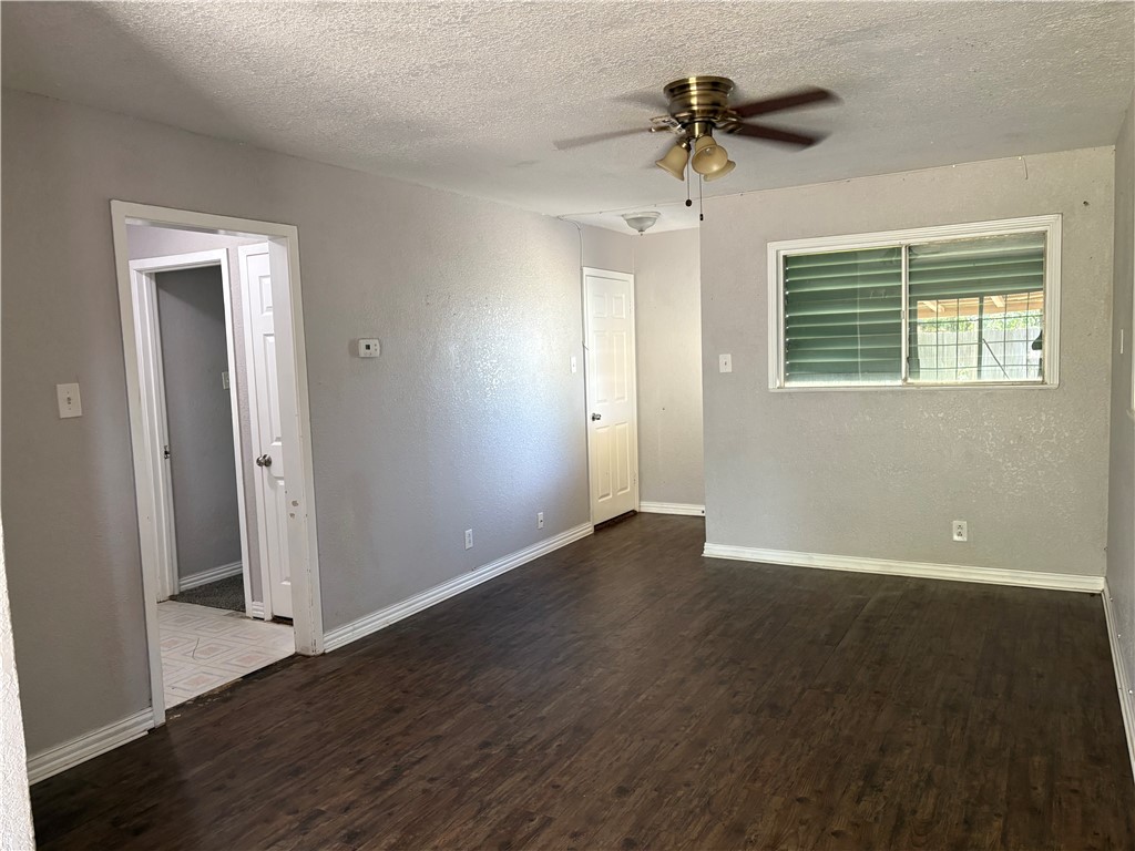 1233 Baywood Corpus Christi TX 78418