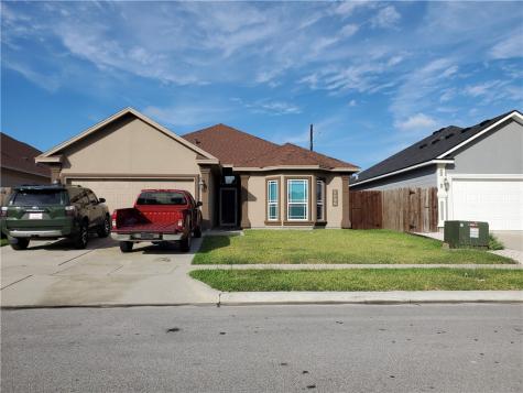 5826 Bella Donna Drive Corpus Christi TX 78414