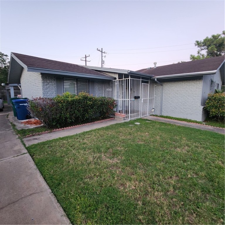 4042 Bahama Drive Corpus Christi TX 78411