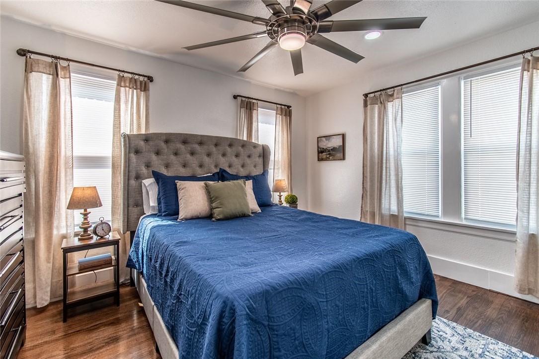 1117 Ocean Drive A Corpus Christi TX 78404