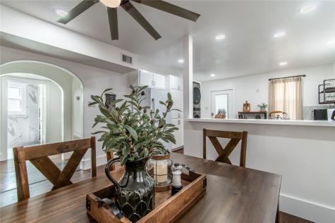 1117 Ocean Drive A Corpus Christi TX 78404