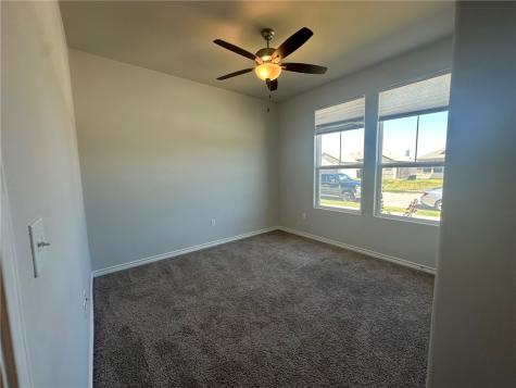 1030 Ocean Breeze Portland TX 78374