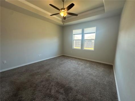 1030 Ocean Breeze Portland TX 78374