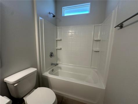 1030 Ocean Breeze Portland TX 78374