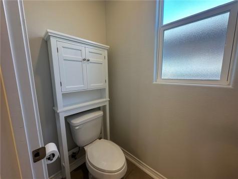 1030 Ocean Breeze Portland TX 78374