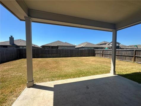 1030 Ocean Breeze Portland TX 78374