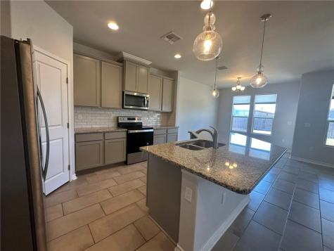 1030 Ocean Breeze Portland TX 78374