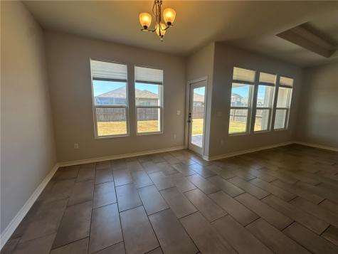 1030 Ocean Breeze Portland TX 78374