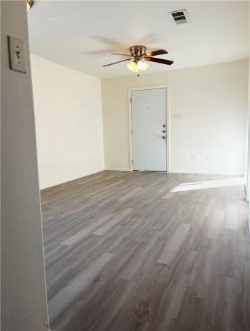 1802 16th Street B Corpus Christi TX 78404