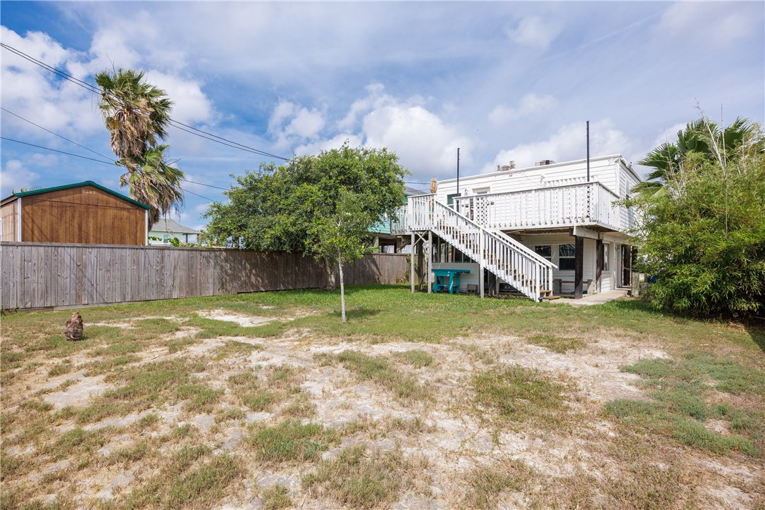 321 S 7th St B Port Aransas TX 78373