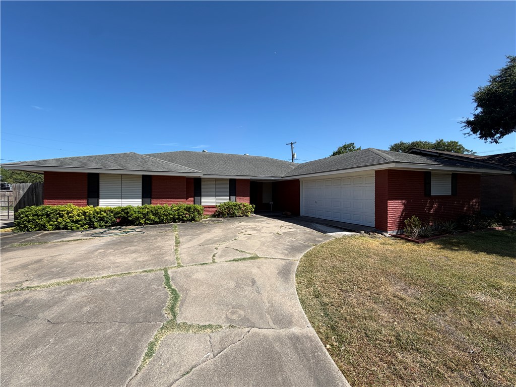 749 Burkshire Drive Corpus Christi TX 78412