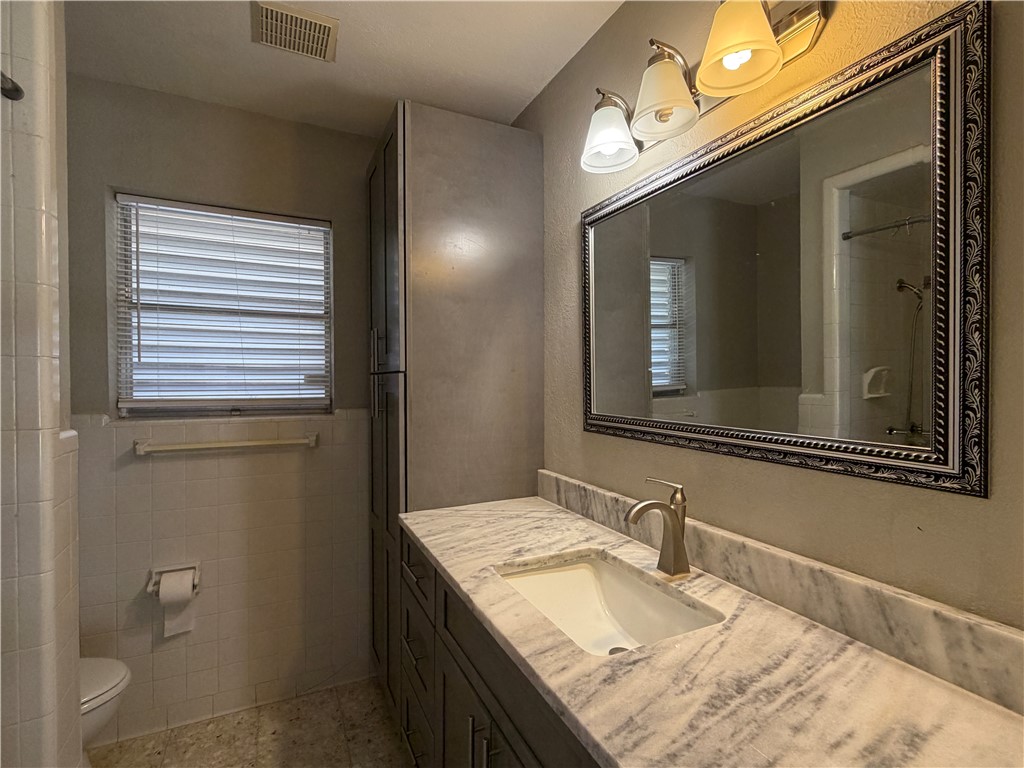 749 Burkshire Drive Corpus Christi TX 78412