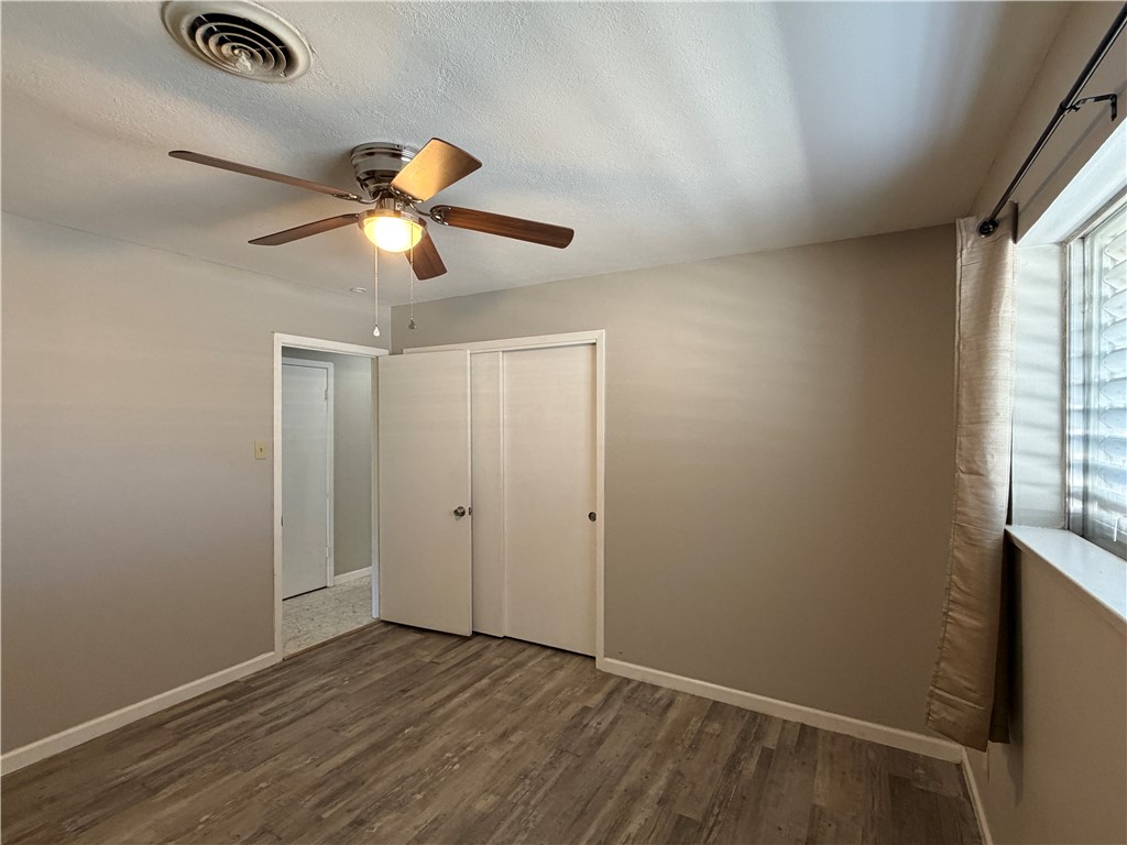 749 Burkshire Drive Corpus Christi TX 78412