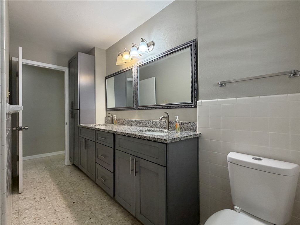 749 Burkshire Drive Corpus Christi TX 78412