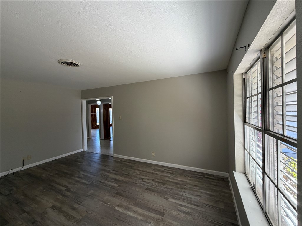 749 Burkshire Drive Corpus Christi TX 78412