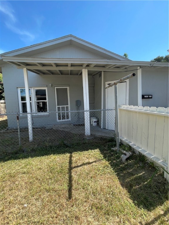 2245 Comanche Street Corpus Christi TX 78408