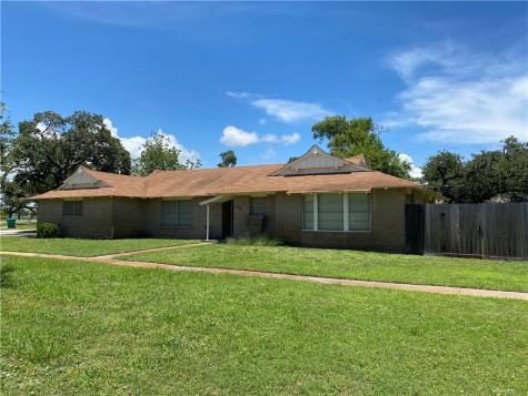 536 W Yoakum Avenue Aransas Pass TX 78336