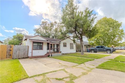 4326 Devon Drive Corpus Christi TX 78415