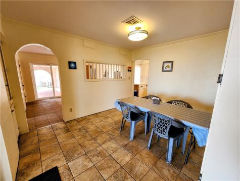 214 Shore Drive Portland TX 78374
