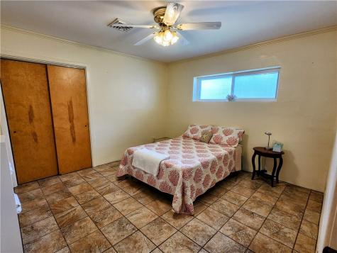 214 Shore Drive Portland TX 78374