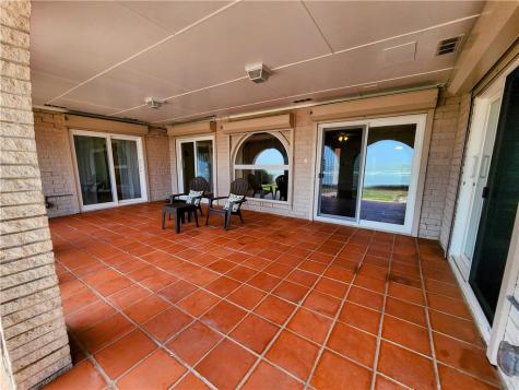 214 Shore Drive Portland TX 78374