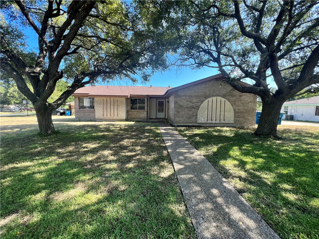 128 N Janin Creek Portland TX 78374