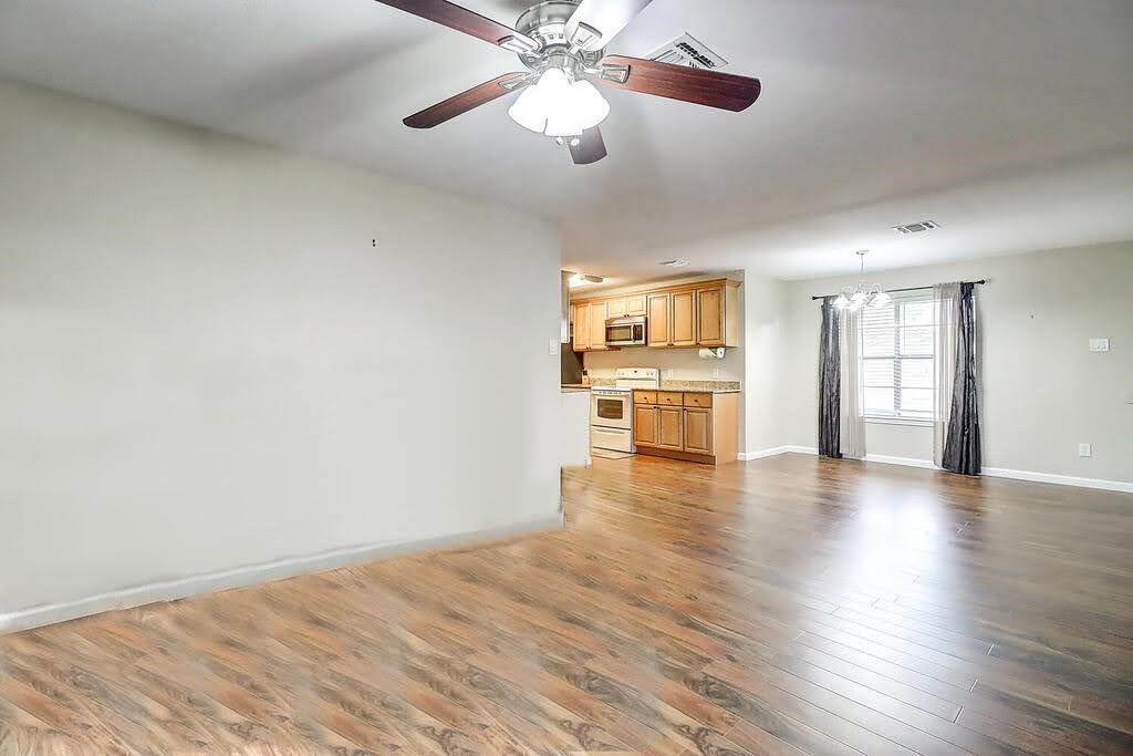 1011 Ennis Joslin 234 Corpus Christi TX 78412