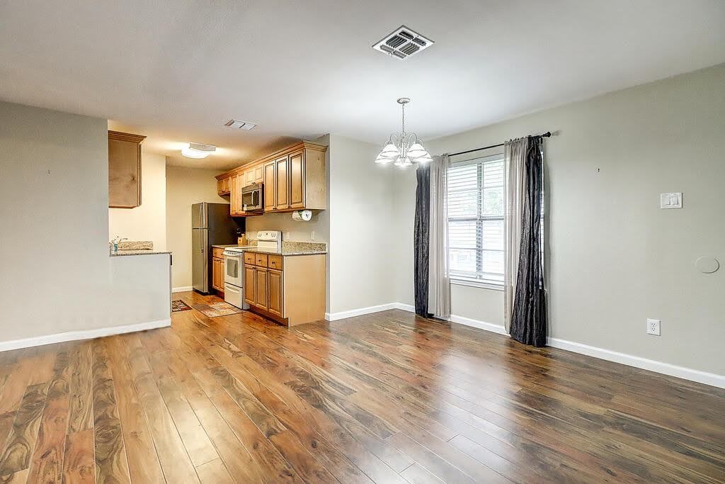 1011 Ennis Joslin 234 Corpus Christi TX 78412