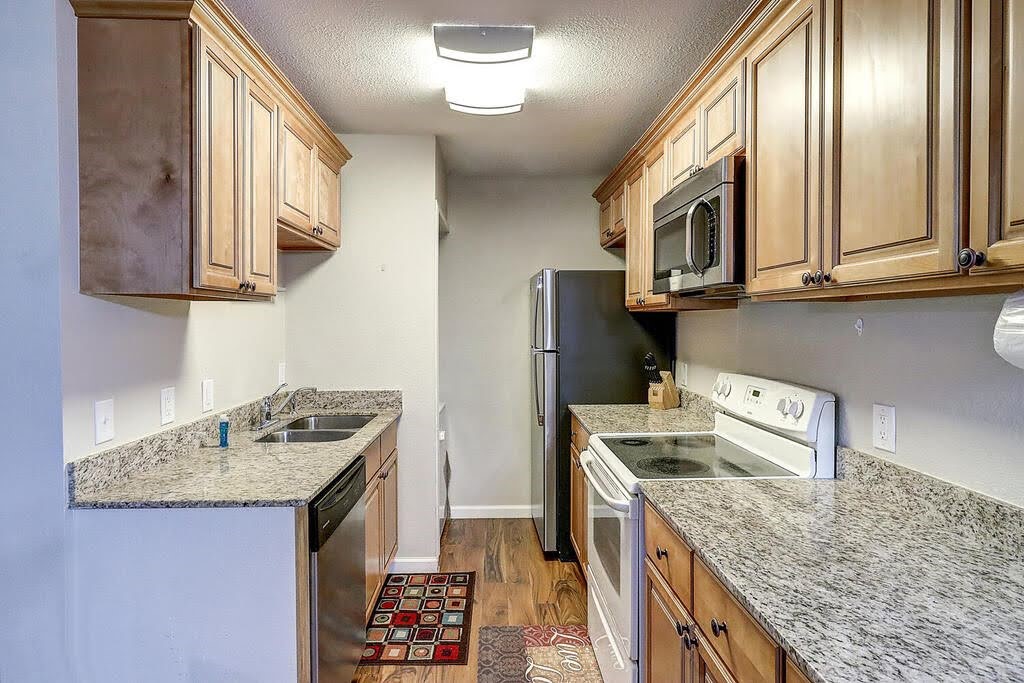 1011 Ennis Joslin 234 Corpus Christi TX 78412