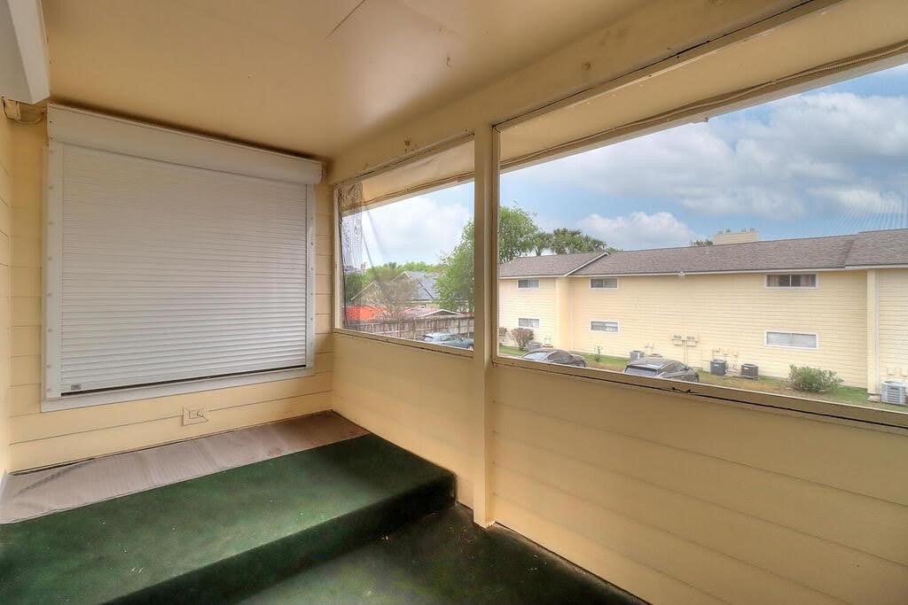 1011 Ennis Joslin 234 Corpus Christi TX 78412