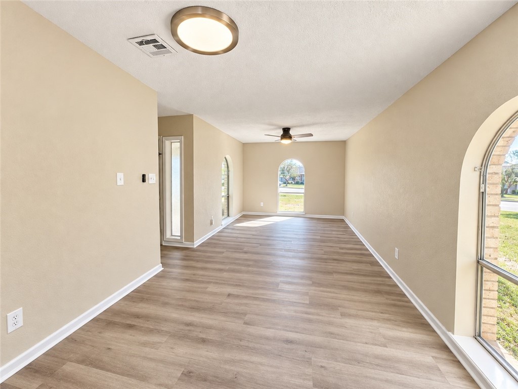 4702 Coventry Corpus Christi TX 78411