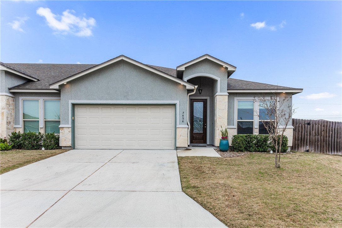 7454 Seal Beach Court Corpus Christi TX 78414