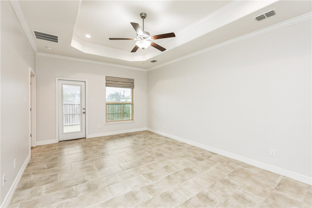 7454 Seal Beach Court Corpus Christi TX 78414