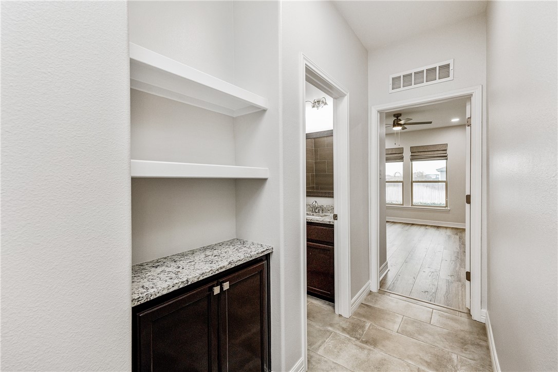 7454 Seal Beach Court Corpus Christi TX 78414