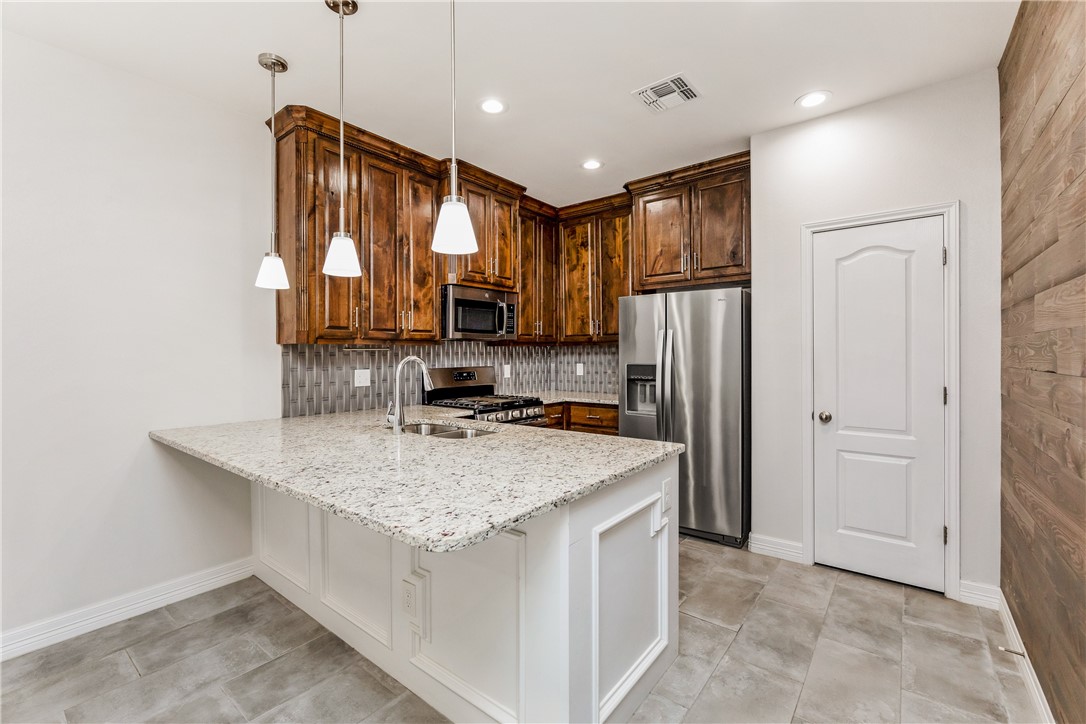 7454 Seal Beach Court Corpus Christi TX 78414