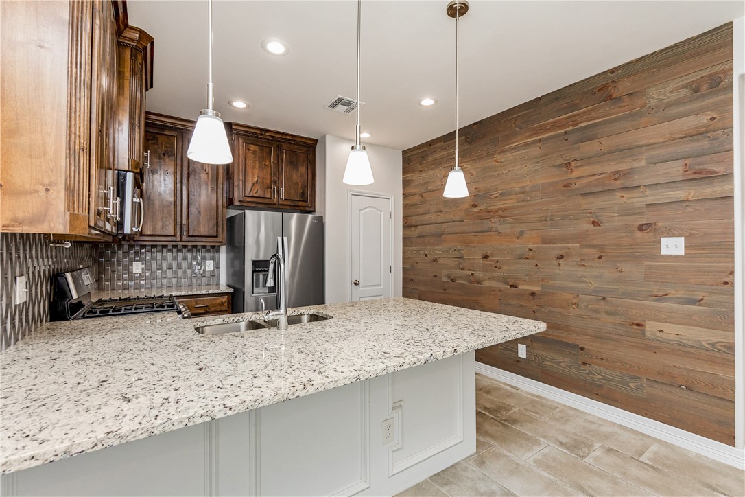 7454 Seal Beach Court Corpus Christi TX 78414