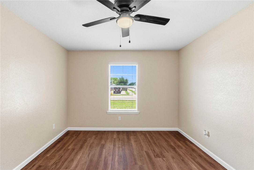 2317 Manitoba Drive Corpus Christi TX 78418