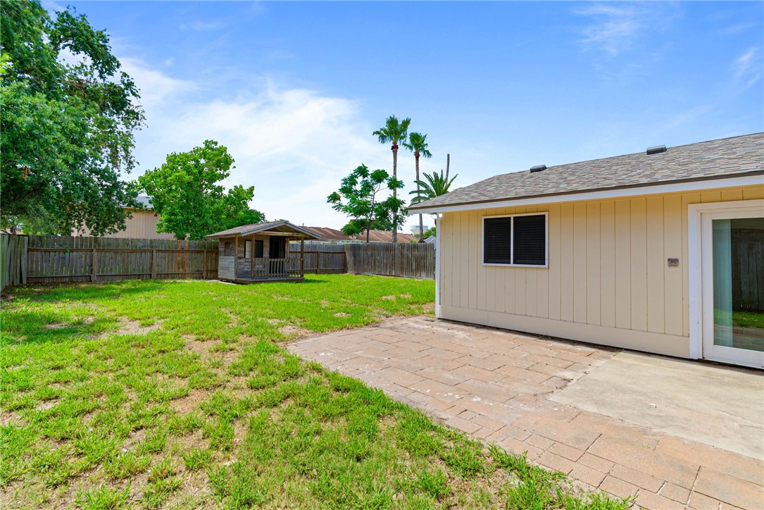 2317 Manitoba Drive Corpus Christi TX 78418