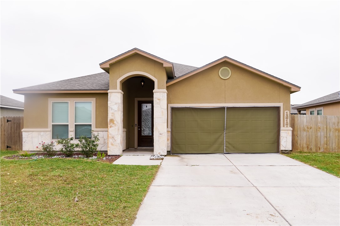 1817 Cottonwood Drive Portland TX 78374