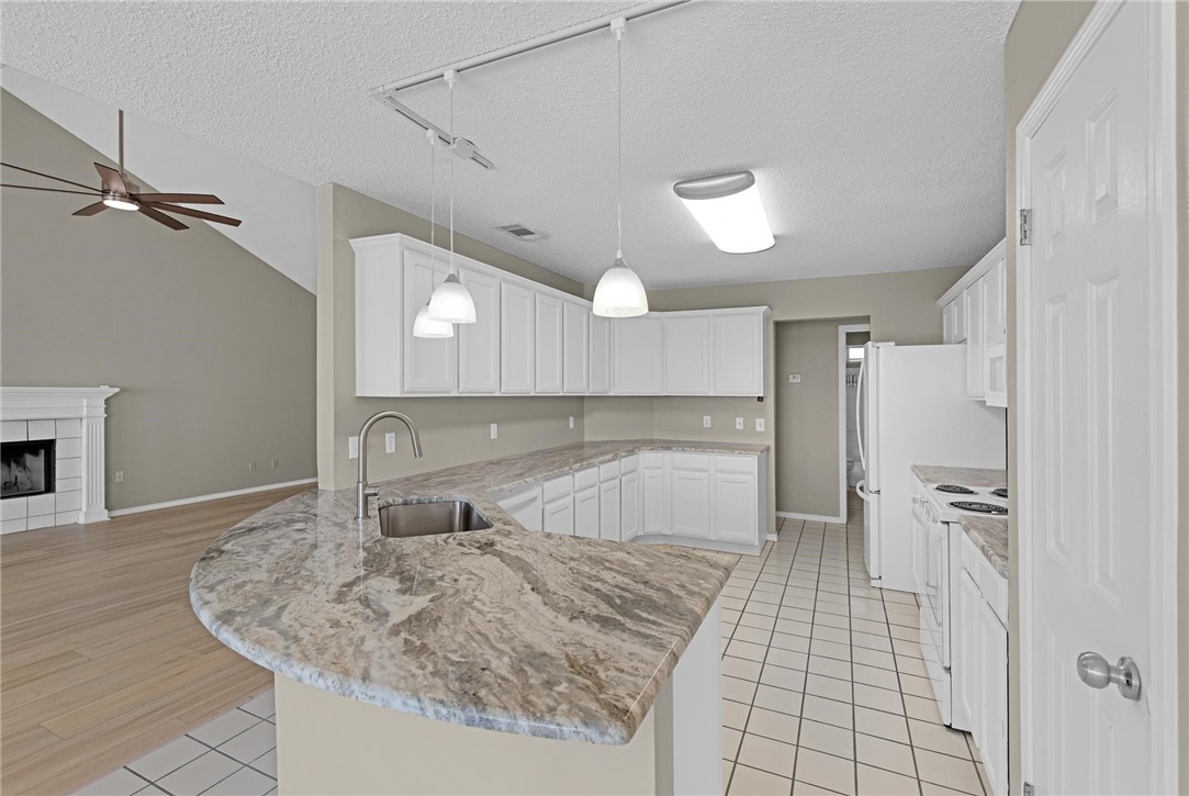 14894 Cobo De Bara Circle Corpus Christi TX 78418