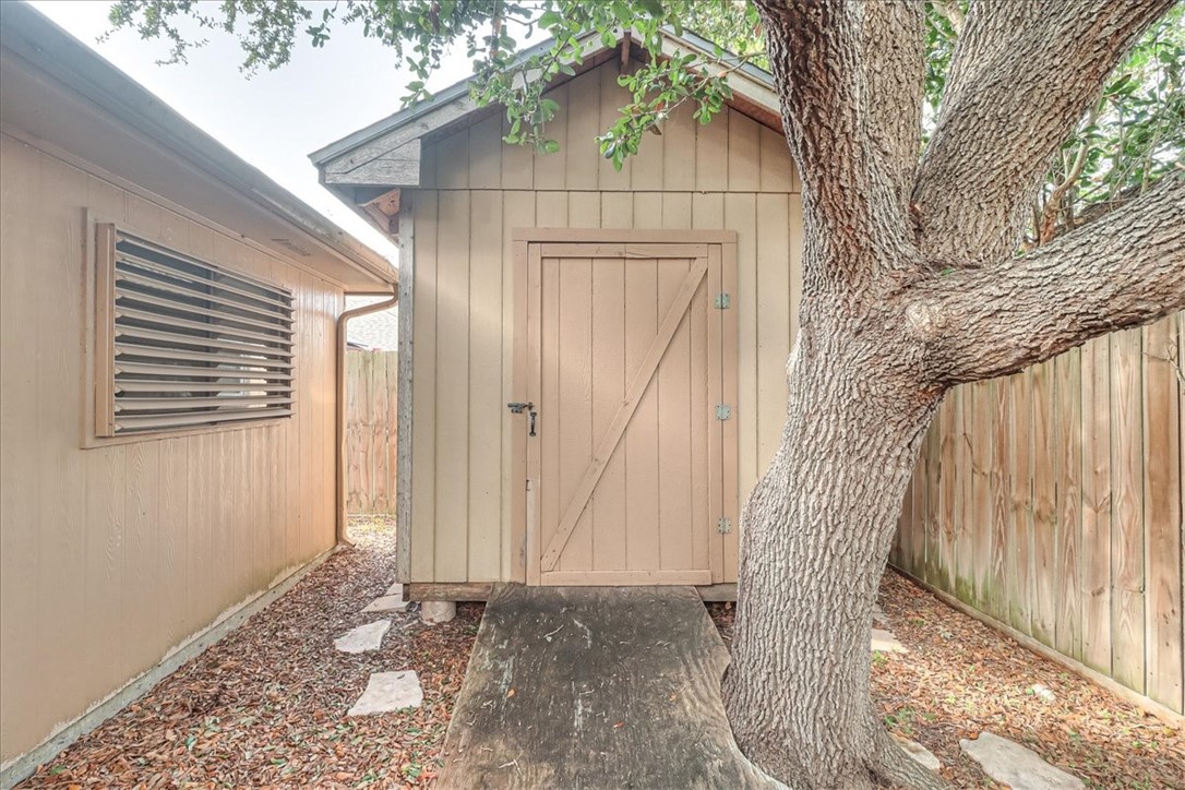 6330 Penny Corpus Christi TX 78414